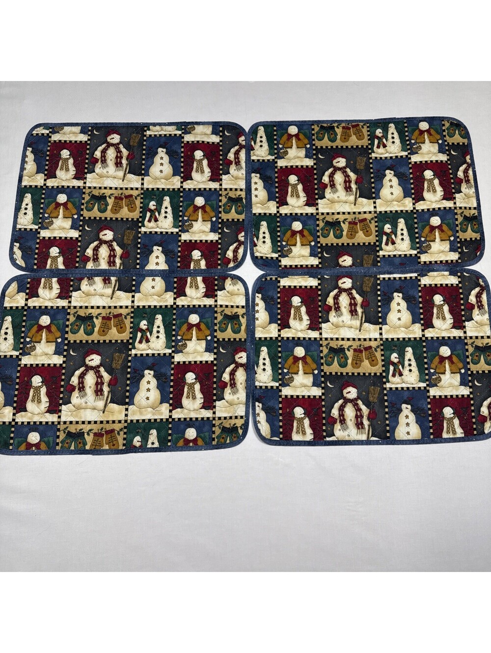 4 Piece Placemat Set - Cute Snowmen Print